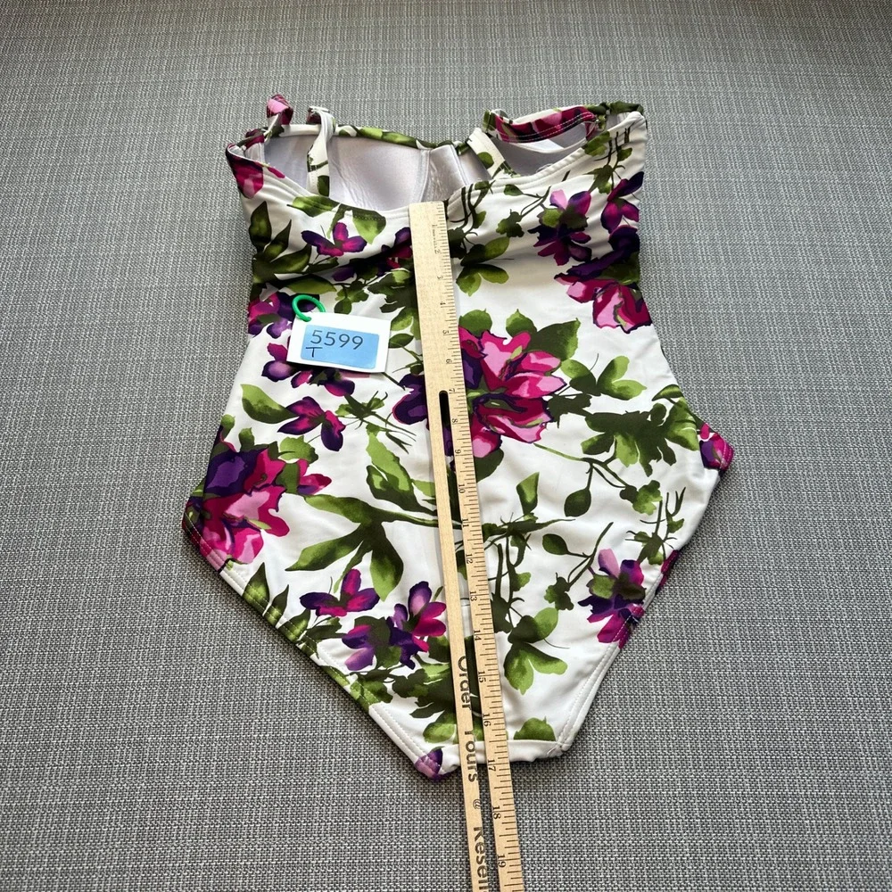 TOGS Australia Floral One Piece Swimsuit size‎ 6 Ruched Bust Tummy Control